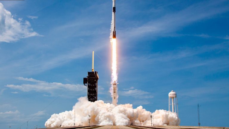 інвестиції в space x